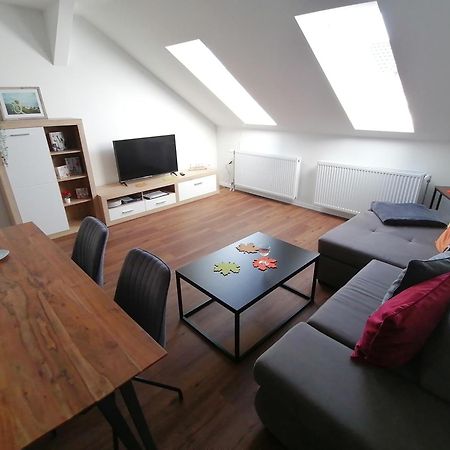 Auszeit2 Erfurt - Stilvolle Dachwohnung Mit Parkplatz - Zentrumsnah Ngoại thất bức ảnh