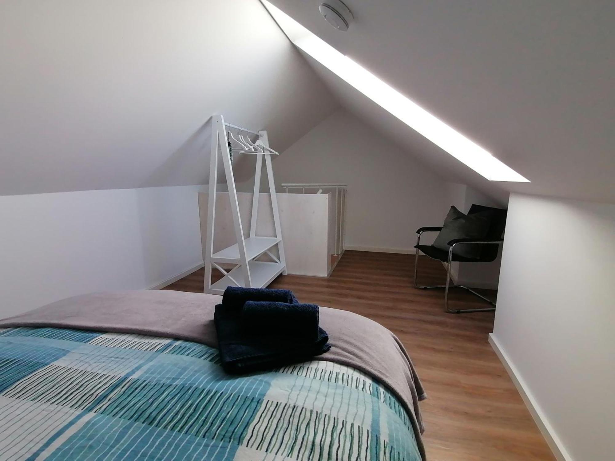 Auszeit2 Erfurt - Stilvolle Dachwohnung Mit Parkplatz - Zentrumsnah Ngoại thất bức ảnh