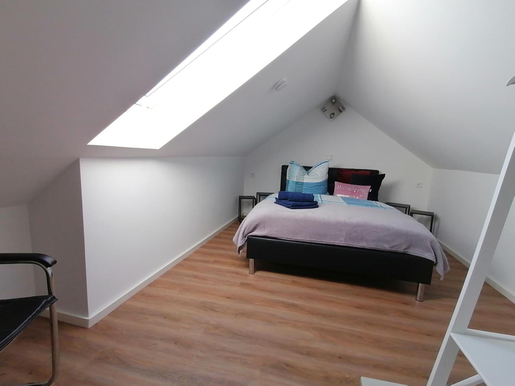 Auszeit2 Erfurt - Stilvolle Dachwohnung Mit Parkplatz - Zentrumsnah Ngoại thất bức ảnh