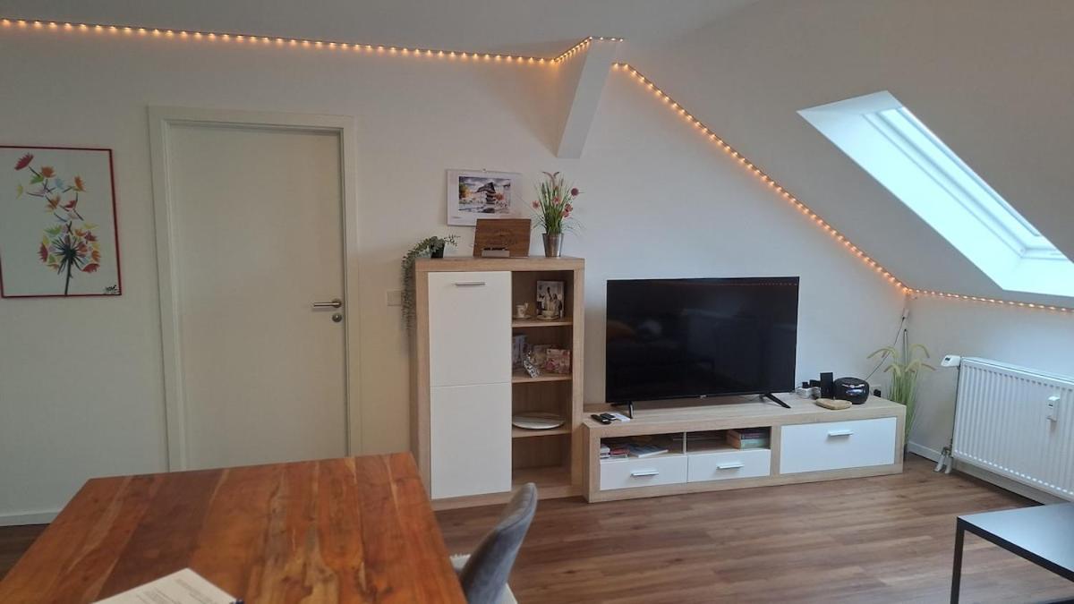 Auszeit2 Erfurt - Stilvolle Dachwohnung Mit Parkplatz - Zentrumsnah Ngoại thất bức ảnh